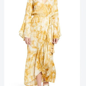 NWT Band of Gypsies || Women's Zion Long Sleeve Maxi Dress In Gold Ivory